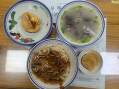 -卢聪艺小吃店(阳翟总店)