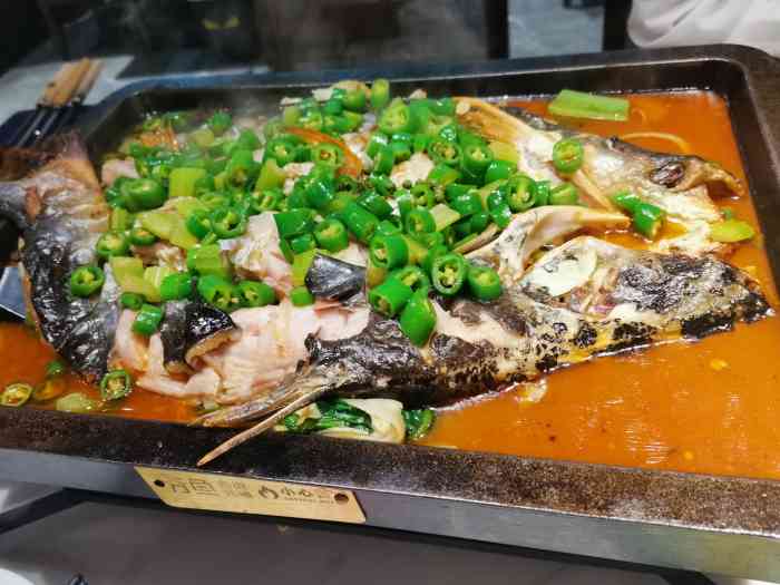 夯鱼烤鱼(银泰城店)-"[薄荷]环境:可能是疫情的原因,商场.