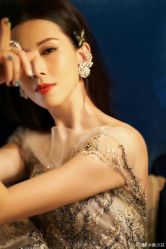 -GRACE KELLY婚纱与礼服(天津店)