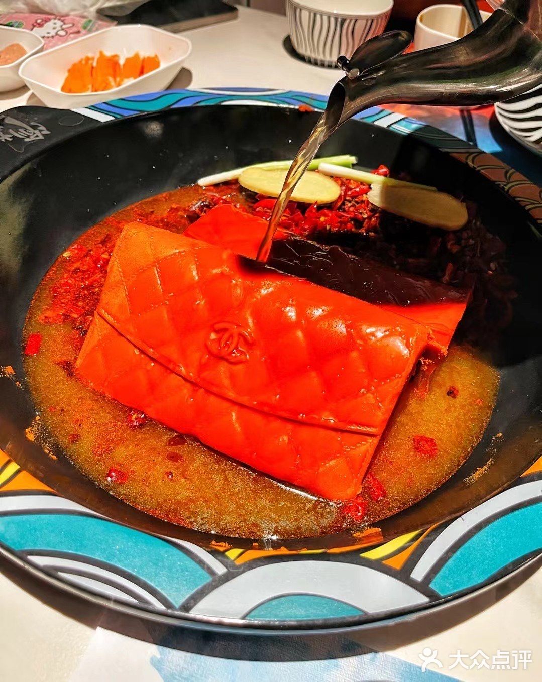 麻辣Chanel火锅