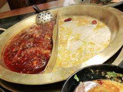 -沸炉重庆老火锅(军事博物馆店)