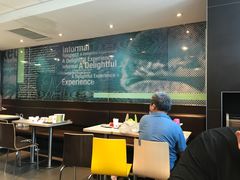 大堂-麦当劳(呼市新华东街店)