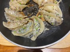 葱香煎饺-小金鬼·煎饺·鸽子汤