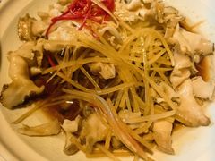 -八府香鸭·啫啫煲(华山路店)