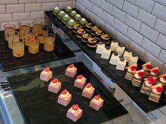 -深圳国际会展中心希尔顿酒店(前海华发冰雪世界店)