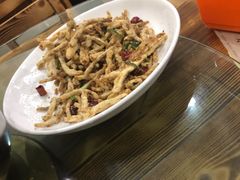 干炸茶树菇-老四川平头酸菜鱼(衙前店)