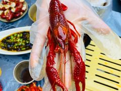 -肥肥虾庄·金牌油焖大虾(东湖欢乐谷店)