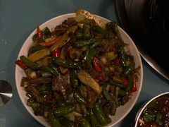 -鸿顺老铁锅美蛙鱼府(解放碑店)