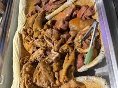 -小凡家的卤肉铺