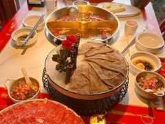 -小龙翻大江文化火锅(宽窄店)
