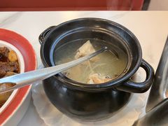-老火大骨头汤馆