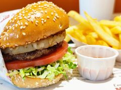 -The Habit Burger Grill 哈比特汉堡(复兴soho店)