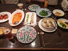 -海派悦庭·海胆烧麦·新融合菜(凯德广场店)