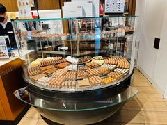 -Laderach 莱德拉(上海环贸iapm店)