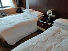 -上海龙之梦万丽酒店