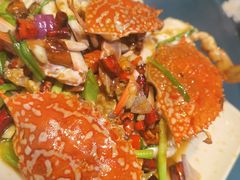 -三亚火车头万人海鲜广场