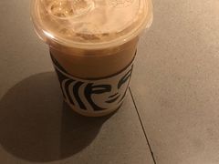 -星巴克(静安嘉里中心B2店)