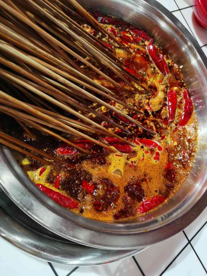 张大娃卤味串串(万象汇店)-"一个平常的中午,三两好友约着吃个饭,本来