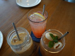 -ROAST coffee & eatery