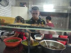 -覃肥叔桂林米粉(粮道街店)