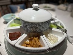 -羲和雅苑•北京烤鸭(陆家嘴中心店)