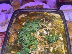 -八条友鲜货烧烤·脆皮烤鱼(石岩旗舰店)