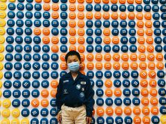 -m豆巧克力世界(上海世茂广场店)