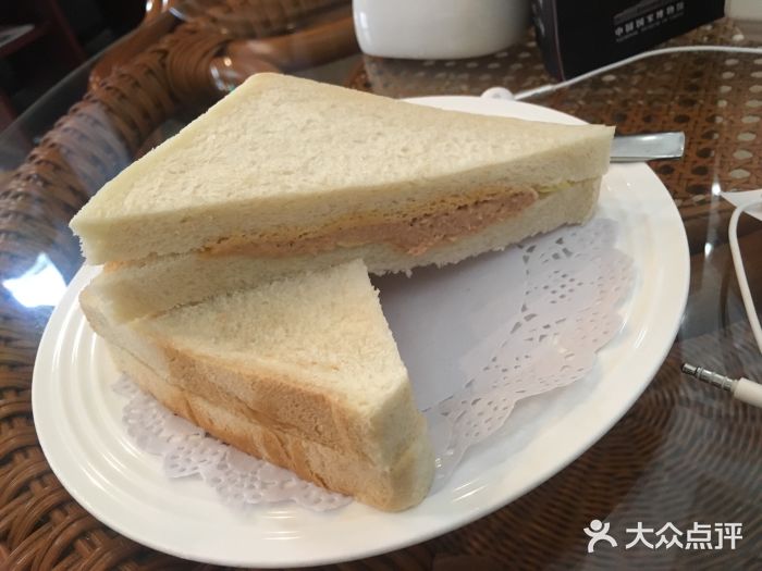 国家博物馆咖啡厅金枪鱼三明治图片