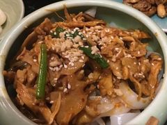 手撕鸡肉-斗鸡饭场伙·川菜(浆洗街店)