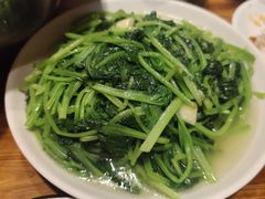 -乡土特色.冷锅鱼.牦牛肉汤锅