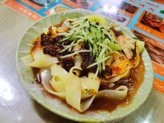 -艾力江和田馕坑烤肉店