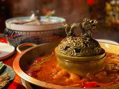 一锅红颜沸人间-小龙翻大江文化火锅(宽窄店)