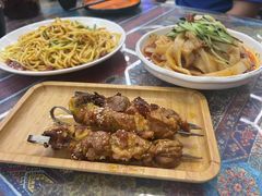 -乡村馕坑肉·烧烤·新疆菜·本地人更爱吃(阿勒泰首店)