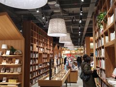 -百新书局(尚悦湾店)