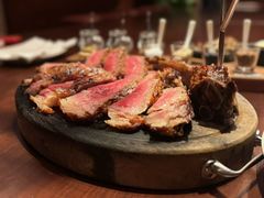 -恰餐厅及酒吧 CHAR Bar & Grill (北京丽都皇冠假日店)