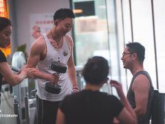 -享受健身·美体塑形馆