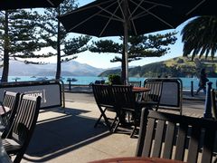 -Bully Hayes Restaurant & Bar