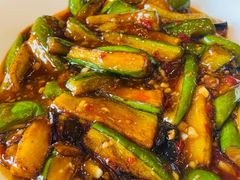 茄子煲-侬佳蒸菜馆(听潮店)
