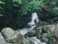 -藏龙百瀑风景区