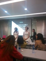 -上海彩妆秀摄影设计有限公司