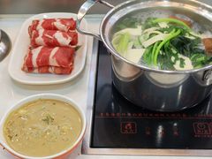 -亿富盛餐饮旋转小火锅(乐客城店)