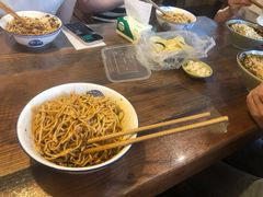 素椒杂酱面-张记老成都杂酱面红油水饺(南虹雅园店)