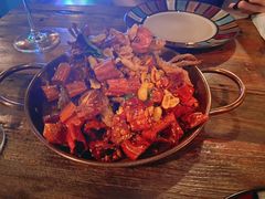 -SISTERS BAR RESTAURANT川意酒馆(嘉善老市H楼店)