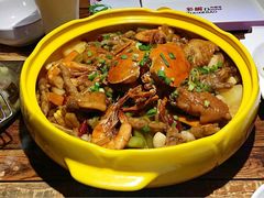 -多嘴肉蟹煲(万达店)