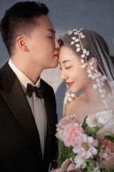 -雪中彩影婚纱摄影·微光艺术中心