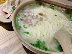 -亮亮拉面(师范路店)