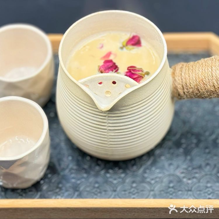 遵义古城,让人眼前一亮的网红打卡烤奶店