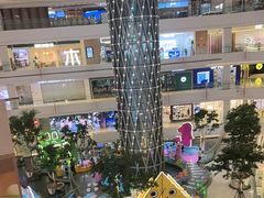 -LuOne凯德晶萃广场(徐家汇路店)