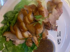 猪肘子-梓檚中餐厅湖北菜小龙虾武昌鱼排骨藕汤(黄鹤楼店)