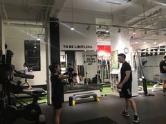 -汗水空间私教健身连锁(SM广场店)